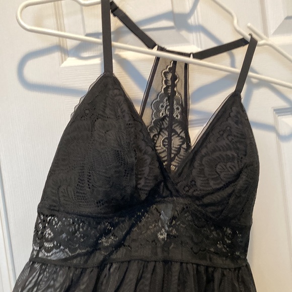 Auden black lace/mesh camisole, XL - Picture 2 of 5